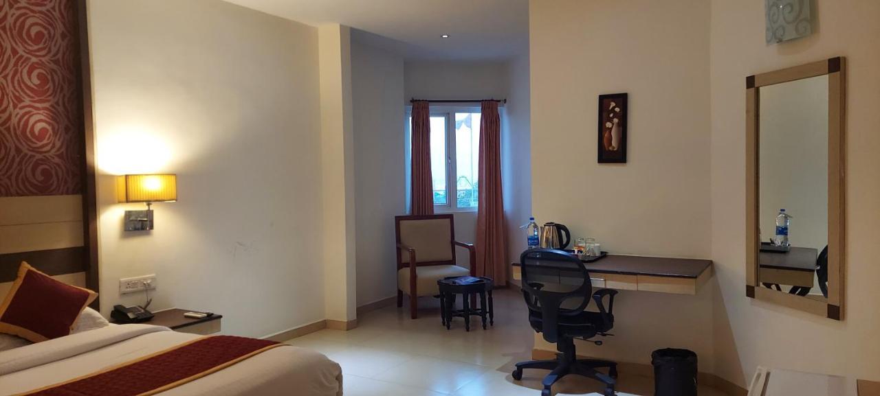 Srm Hotel Tuticorin Exterior foto